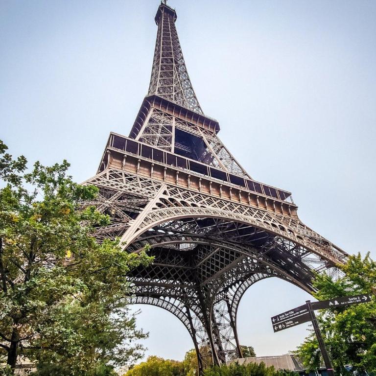 TBS 318 - Superb apartment with Eiffel Tower view - Appartement 2 Chambres - 25