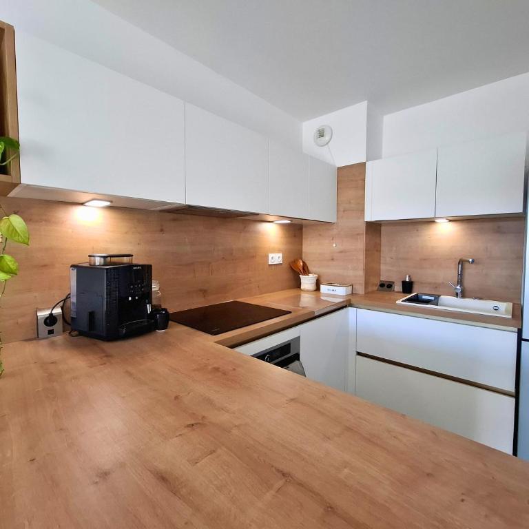 T2 confort proche centre & plages, parking, clim - Apartment mit 1 Schlafzimmer - 9