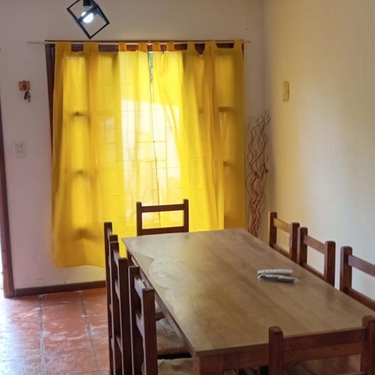 Casa grande con patio - Casa de 3 dormitorios - 9