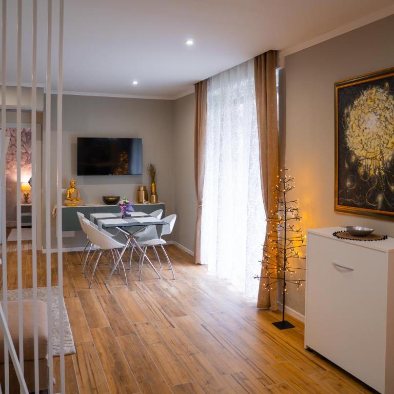 Casa Yuliya 11 - Double Room with Private Bathroom - 21