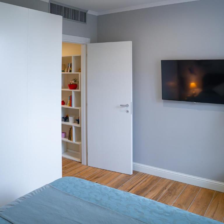 Casa Yuliya 11 - Double Room with Private Bathroom - 18