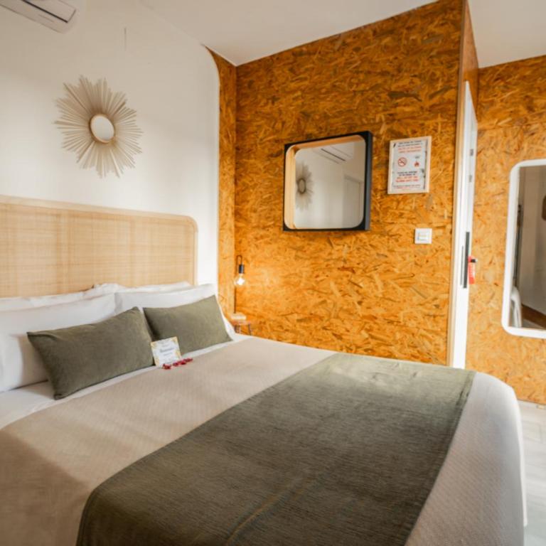 Rooms Vita - Queen Room with Balcony - 13