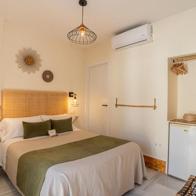 Rooms Vita - Queen Room with Balcony - 3