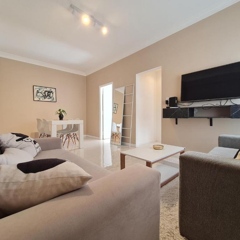 Avenida Colon 2400 - One-Bedroom Apartment - 3
