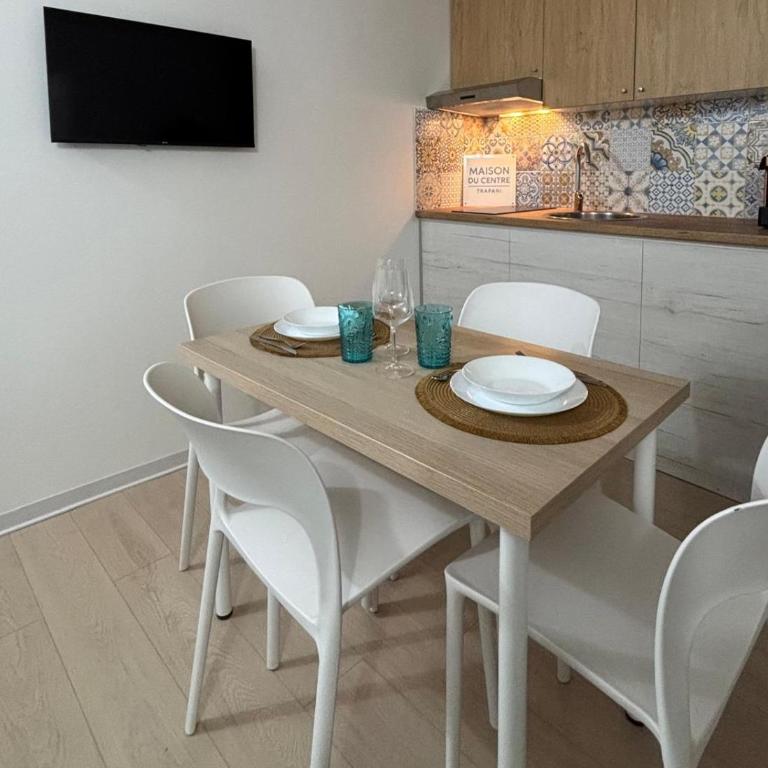 Maison du Centre - One-Bedroom Apartment - 3