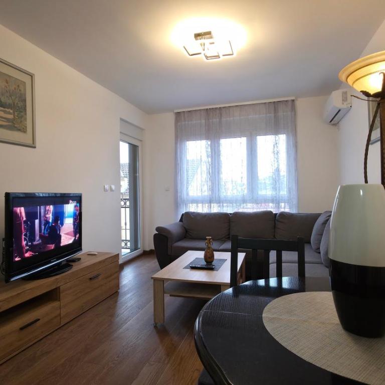 Apartman LU - Two-Bedroom Apartment - 15