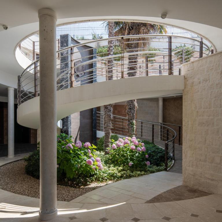 CONTiNUUM - Two-Bedroom Apartment with Terrace and Sea View - 3