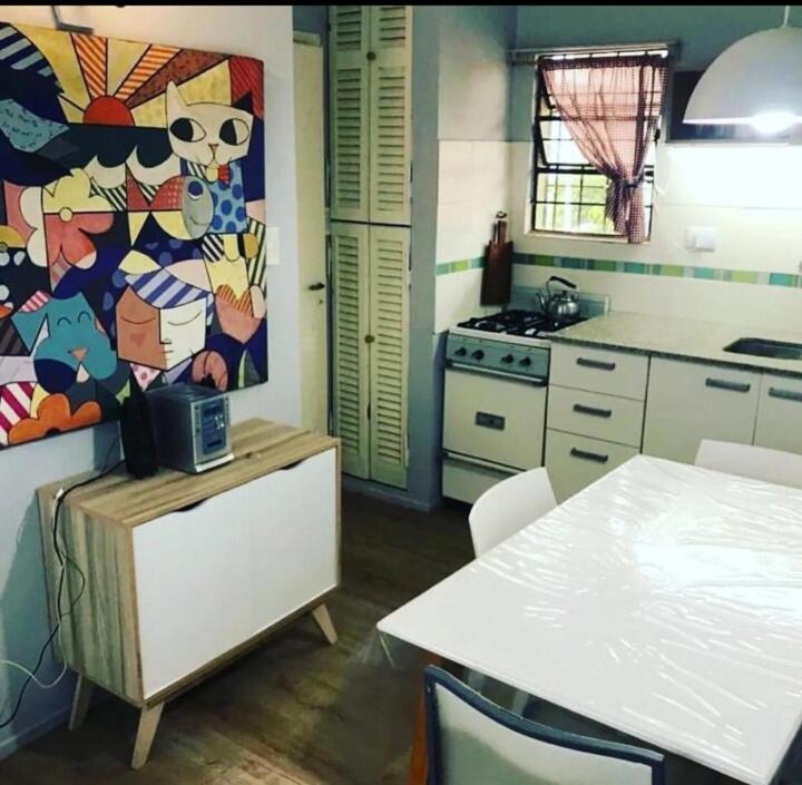 Malaver el refugio de un artista a pasos del mar - Two-Bedroom Apartment - 9