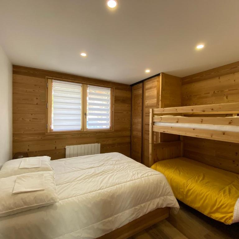Alpe d Huez Houses - Les Castors - Magniifique nid pour 4 à 6 personnes - Appartement 2 Chambres Deluxe avec Balcon - 5
