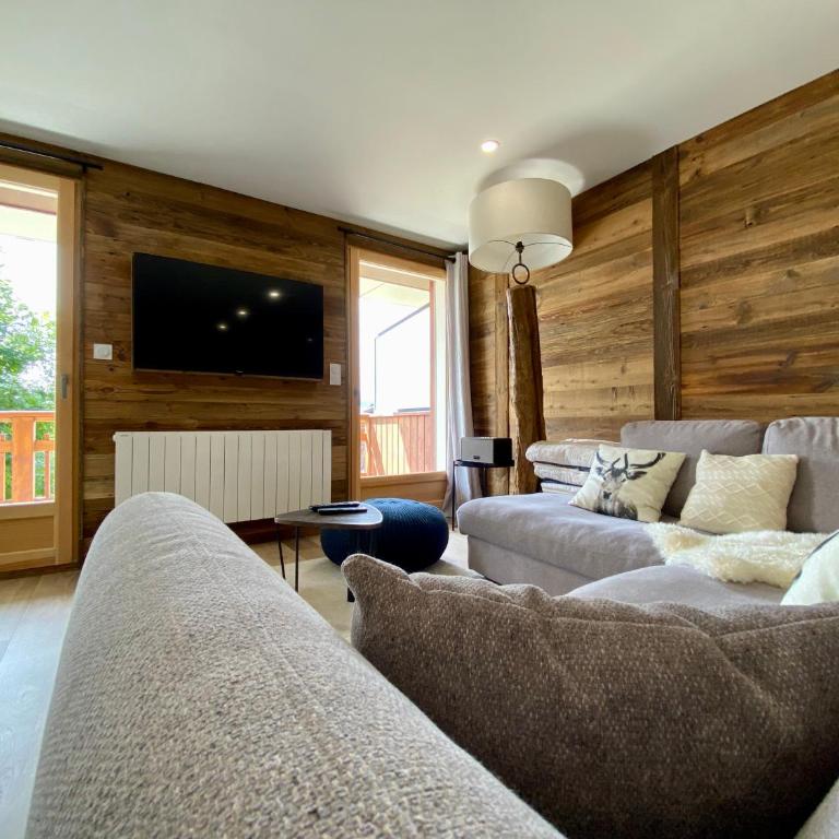 Alpe d Huez Houses - Les Castors - Magniifique nid pour 4 à 6 personnes - Appartement 2 Chambres Deluxe avec Balcon - 26