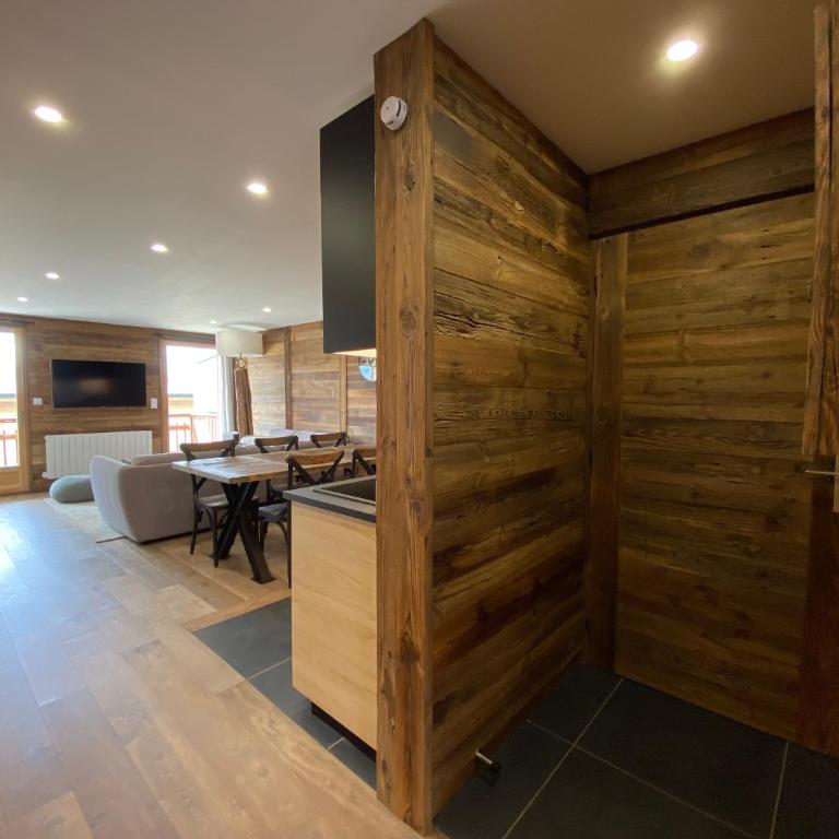 Alpe d Huez Houses - Les Castors - Magniifique nid pour 4 à 6 personnes - Appartement 2 Chambres Deluxe avec Balcon - 27