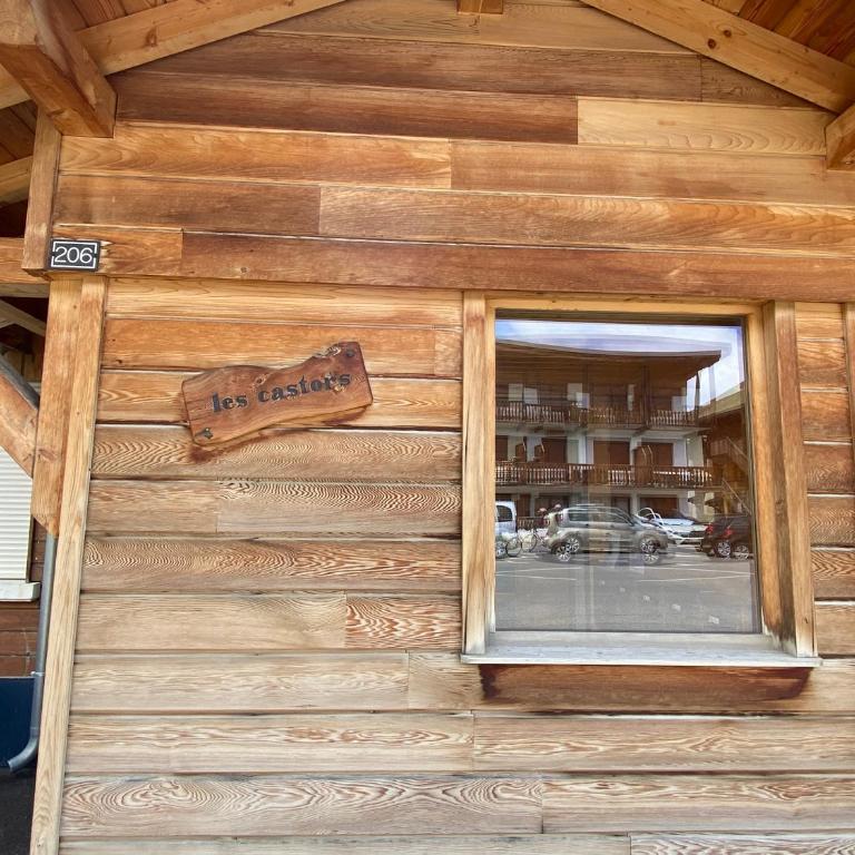 Alpe d Huez Houses - Les Castors - Magniifique nid pour 4 à 6 personnes - Appartement 2 Chambres Deluxe avec Balcon - 31