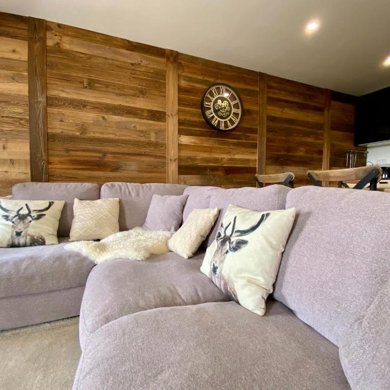 Alpe d Huez Houses - Les Castors - Magniifique nid pour 4 à 6 personnes - Appartement 2 Chambres Deluxe avec Balcon - 32