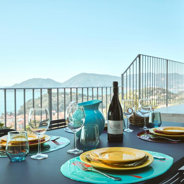 "Torretta House", in a Private Park on Lerici hills, shared Pool, Tennis, AC, parking next door, additional parking in Lerici, Cooking Lesson and Wine Tasting - Casa con 2 Camere da Letto - 5