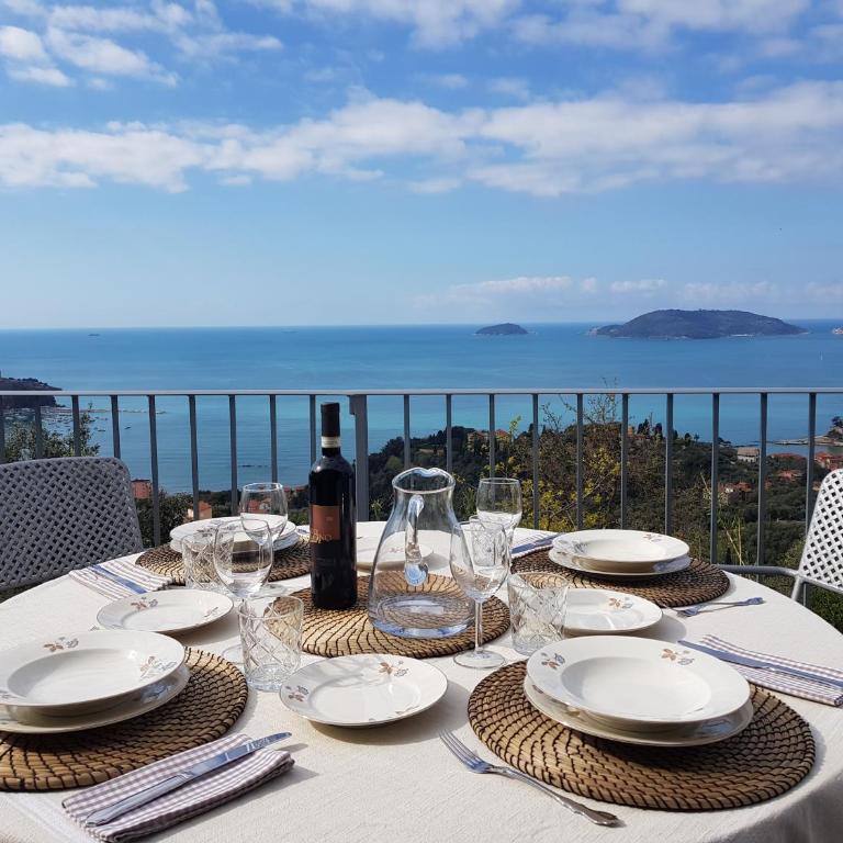 "Pini House", Private Park, shared Pool, Tennis with rackets, AC, Parking next home, additional Parking in Lerici, Cooking Lesson and Wine Tasting - Casa con 2 Camere da Letto - 10