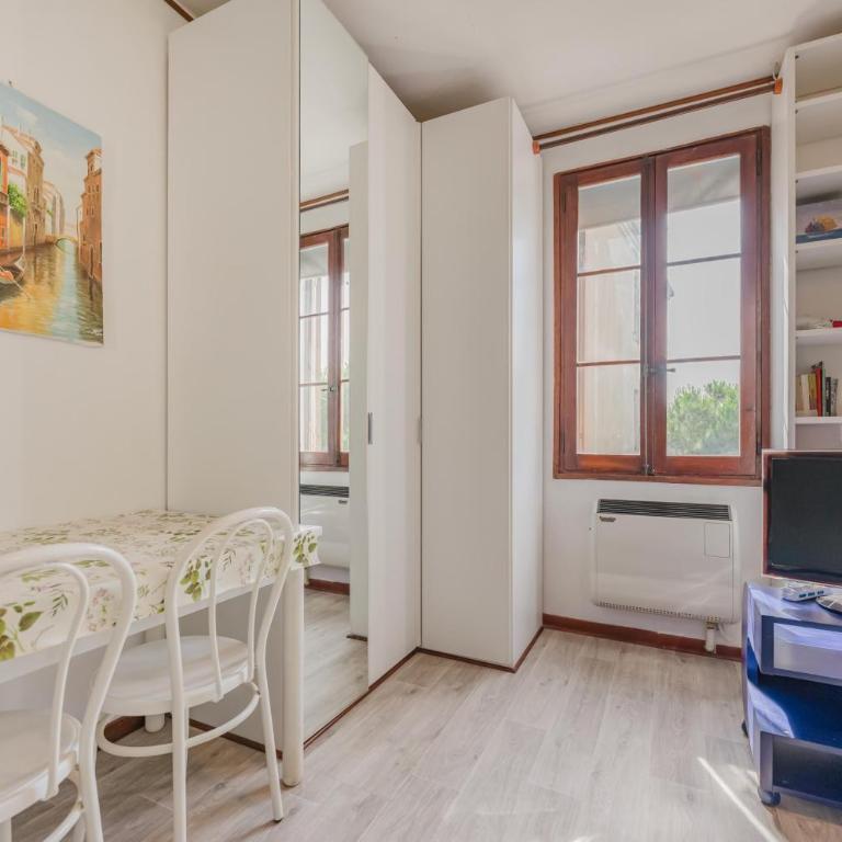 Lagoon View - 12 min to the Train Station - One-Bedroom Apartment - 19