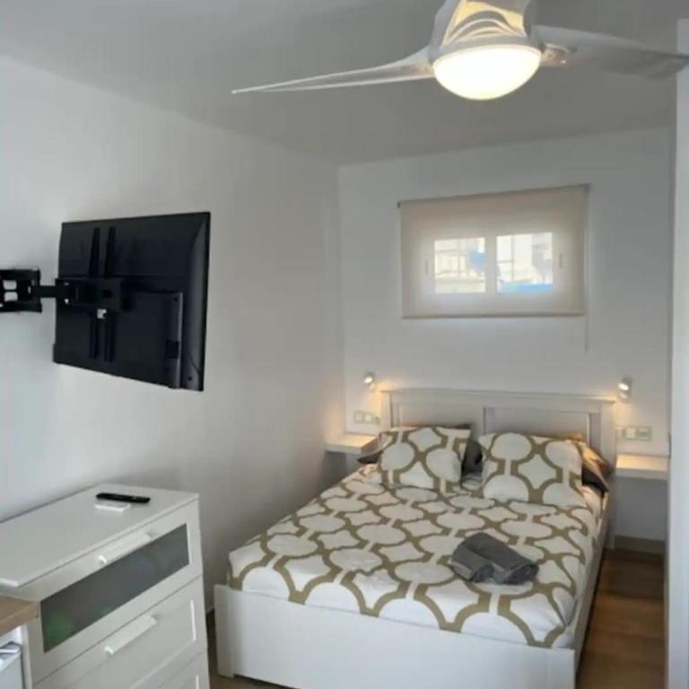 Isla & Sol - One-Bedroom Apartment - 3