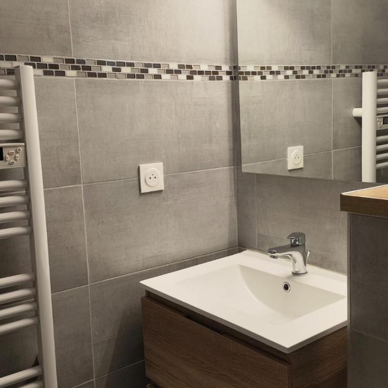 Charmant Studio proche du centre et des commodités - Apartment mit 1 Schlafzimmer - 2