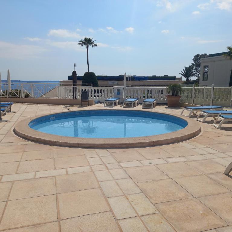 Cannes superbe appt 3 pces Wi-Fi Clim Piscine Vue sur les îles et les Paquebots - Appartement 2 Chambres - 7