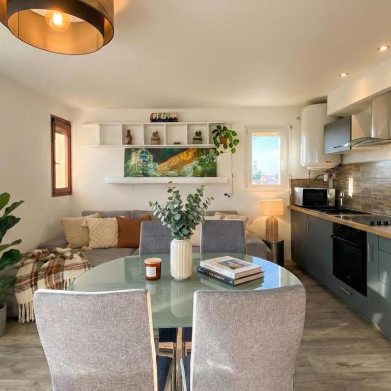 Calme, à 2 pas de la plage avec vue mer et montagnes - Apartment mit 1 Schlafzimmer - 9