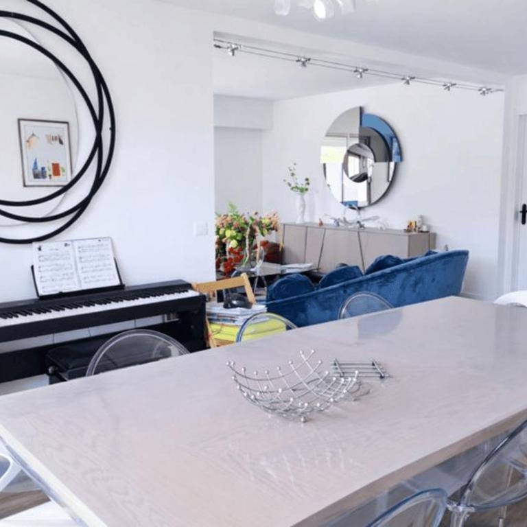 Appartement lumineux 180 m2 - 4 chambres -Hypercentre - proximité tramway - Appartement - 5