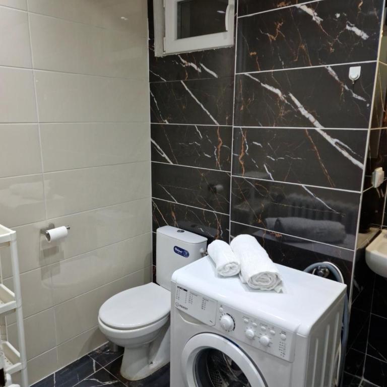 CENTAR - One-Bedroom Apartment - 8