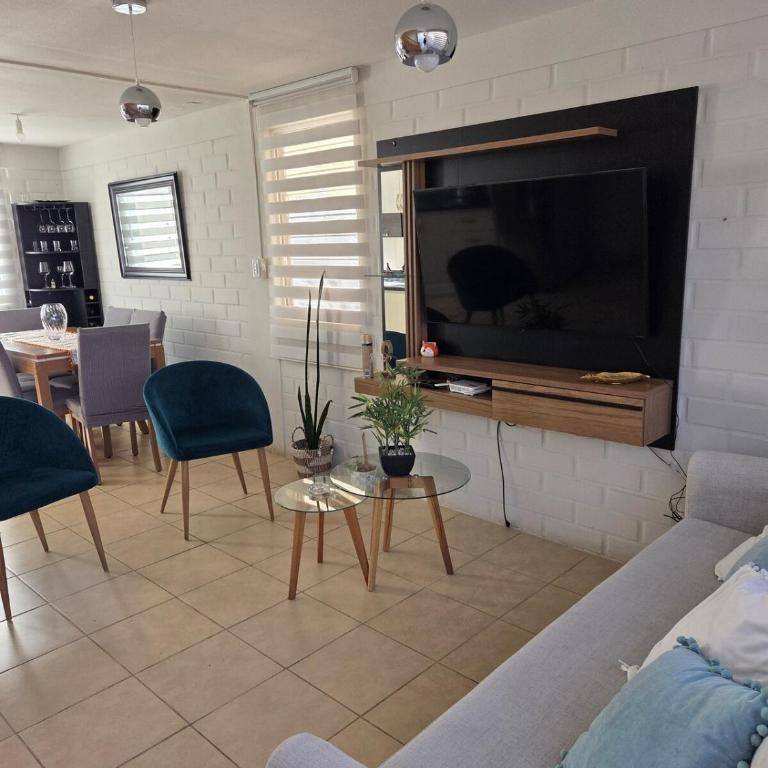 House with patio and parking - Two-Bedroom House - 1