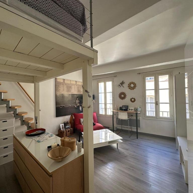Chez Anne - Appartement cosy avec mezzanine au cœur du centre historique d'Aix-en-Provence - Studio - 2