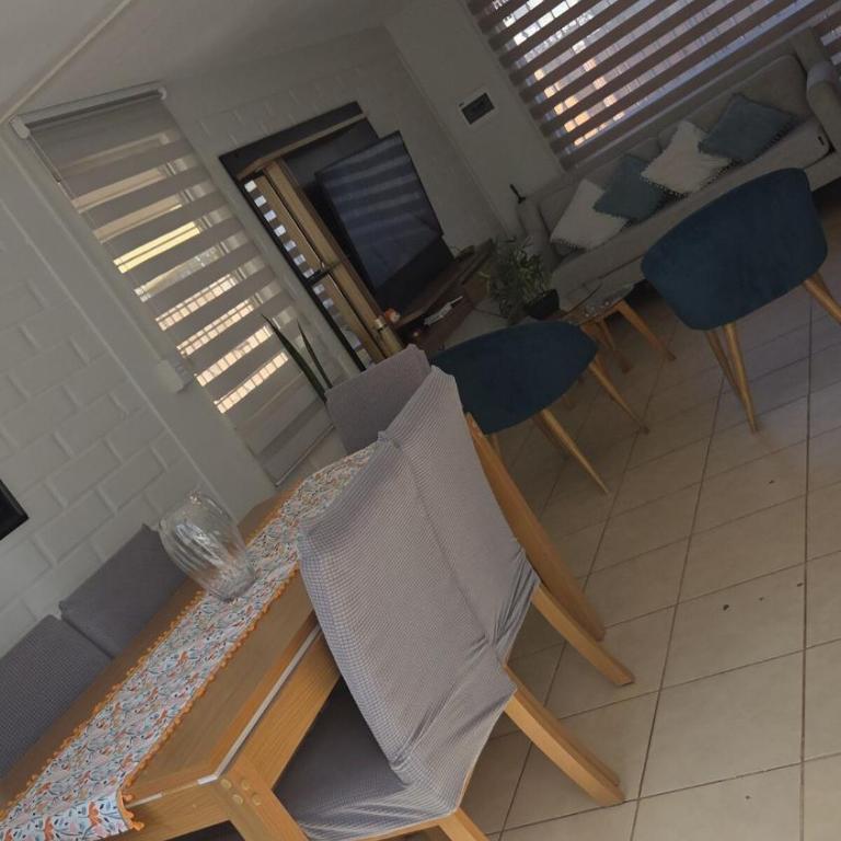 House with patio and parking - Two-Bedroom House - 3