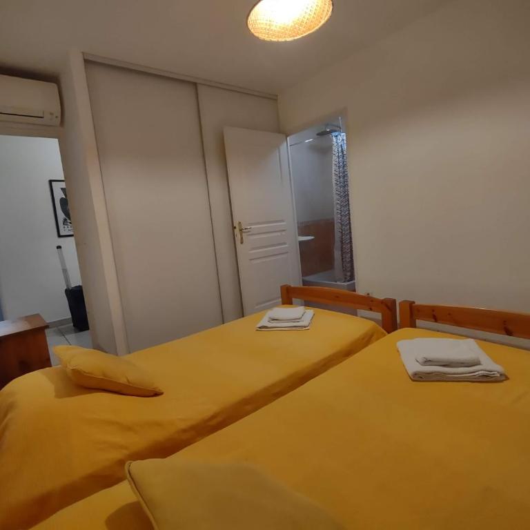 la Desirade - Appartement 3 Chambres avec Piscine Privée - 16