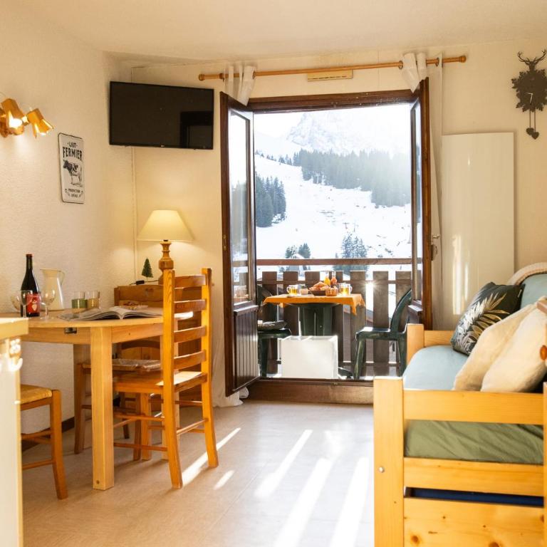 Slow Chalet Tilleuls vue montagne proche pistes & randos Manigod 5 pers - Appartement - 12