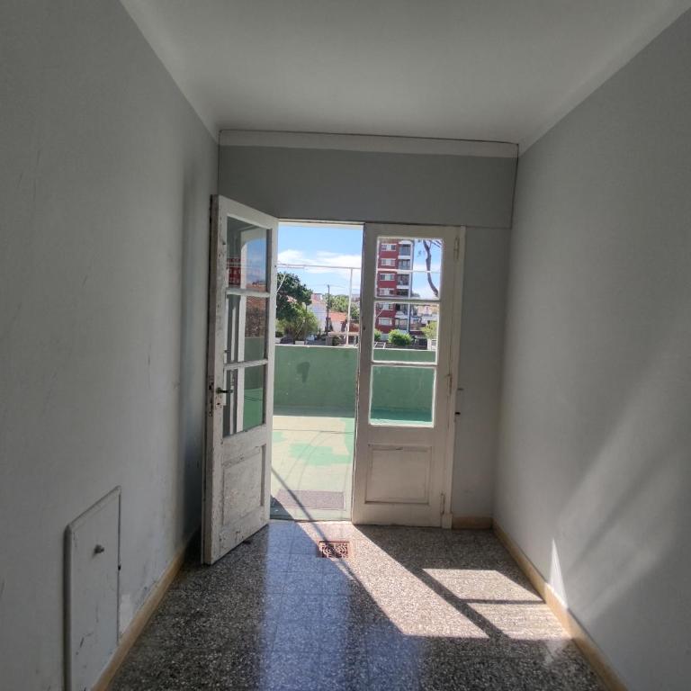 Departamento Villa Gesell - Two-Bedroom Apartment with Garden View - 12