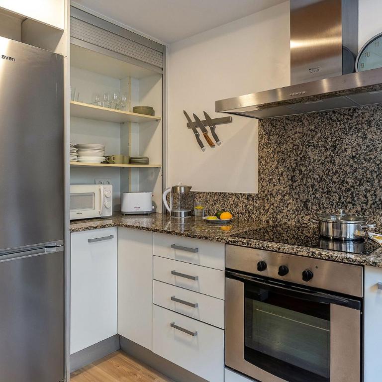 4068 - AB Les Corts BII - Apartment - 3