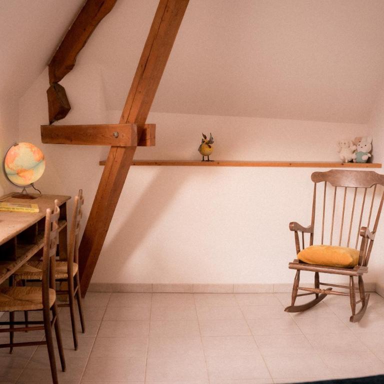 La Ferme du Veyre - Chambre Familiale avec Salle de Bains Privative - 11