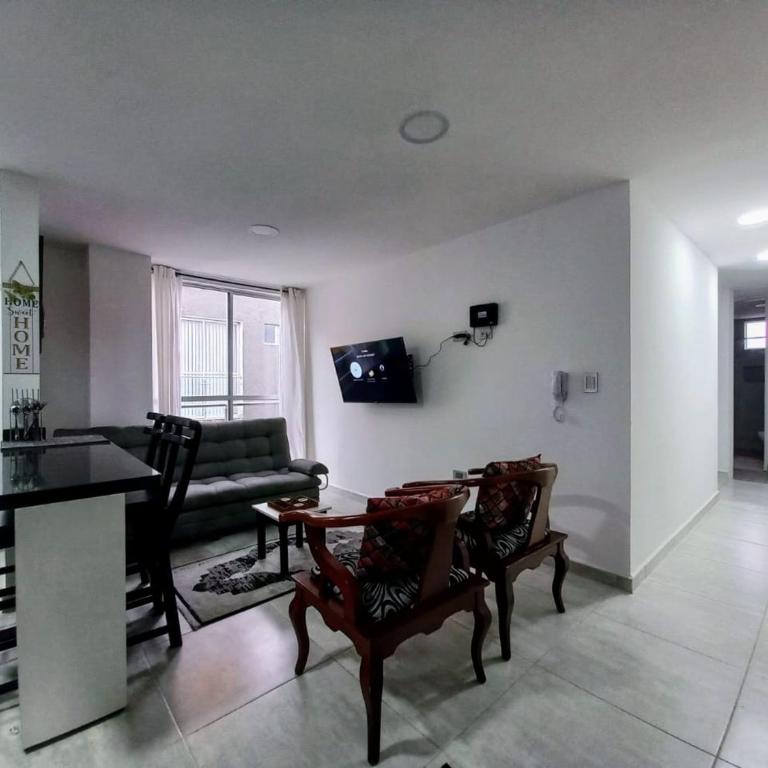 Apartamento Aventura Cafetera Circasia, Quindío - Two-Bedroom Apartment with Balcony - 3