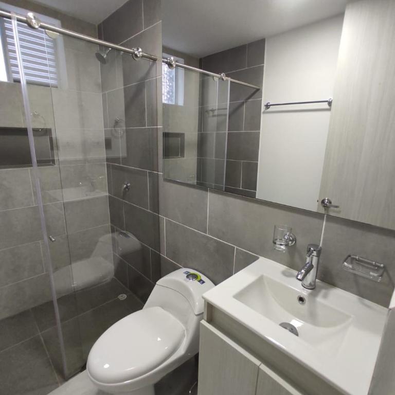 Apartamento Aventura Cafetera Circasia, Quindío - Two-Bedroom Apartment with Balcony - 2