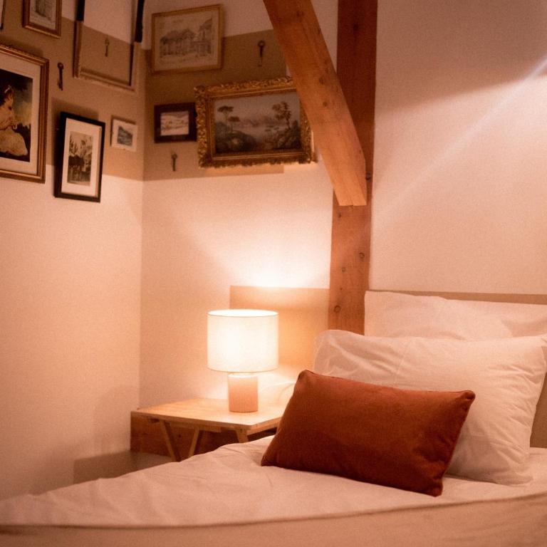 La Ferme du Veyre - Chambre Quadruple avec Salle de Bains Privative - 7