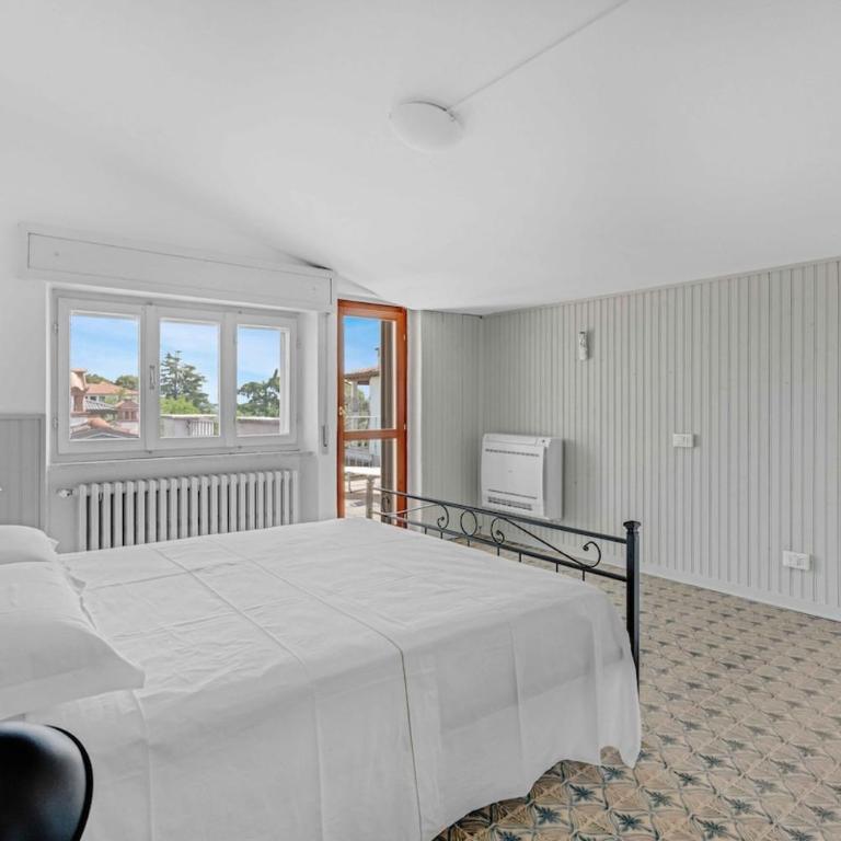 -Centrale- Terrazza sul Lago, la brezza del Garda - Appartamento con Vista Lago - 9