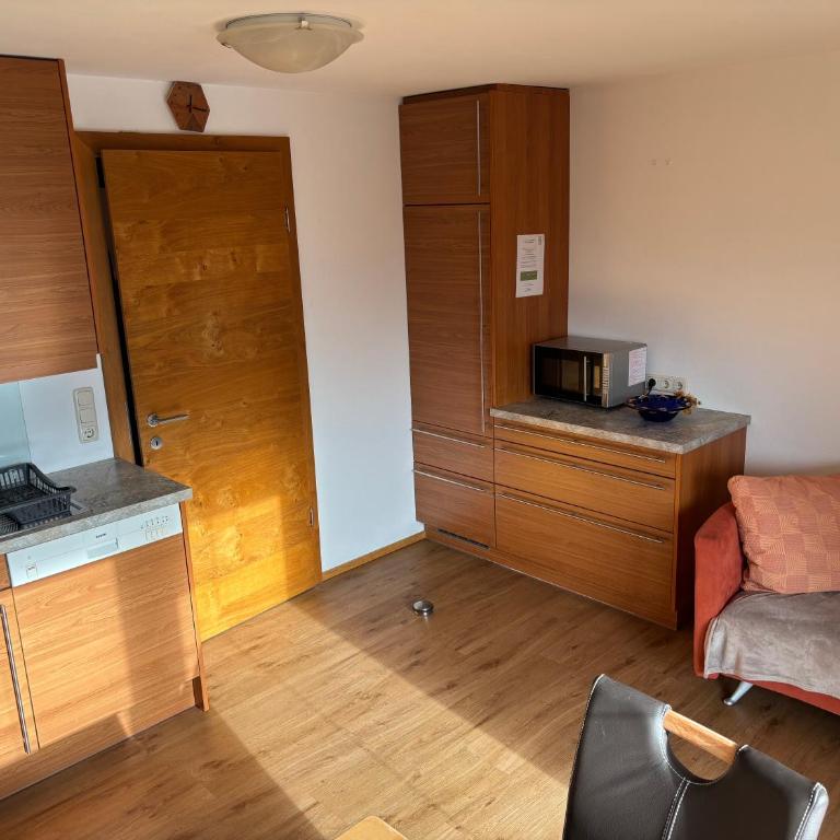Ferienwohnung Mayrhofer - Apartment mit 3 Schlafzimmern und Balkon - 14