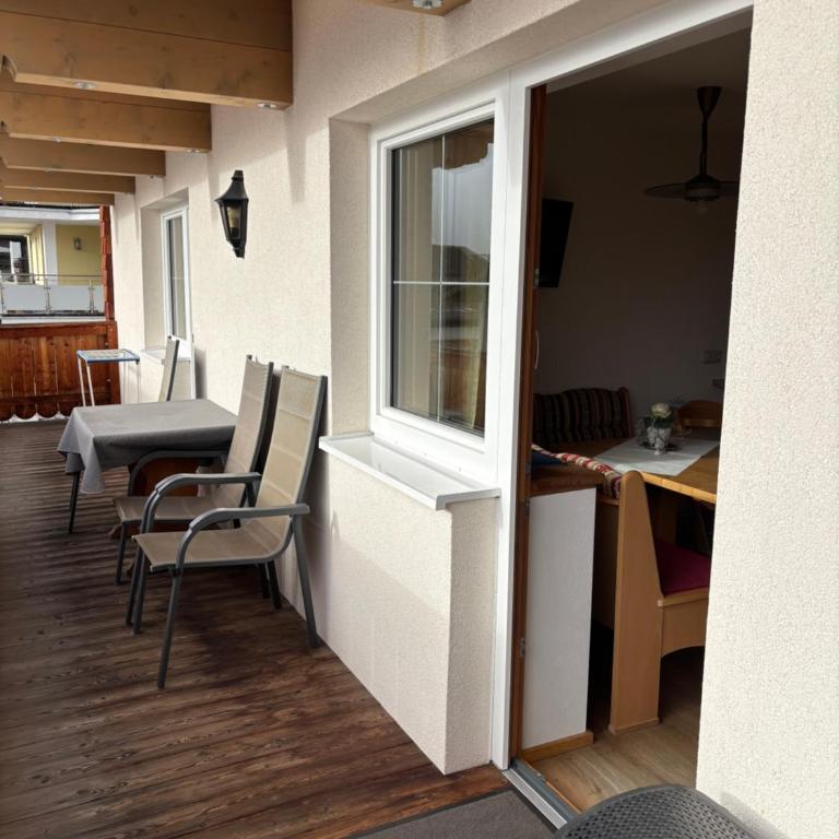 Ferienwohnung Mayrhofer - Apartment mit 3 Schlafzimmern und Balkon - 16