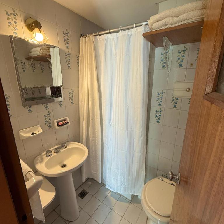 Departamento de 3 ambientes a pasos de Playa Varese - Apartamento de 2 dormitorios - 10