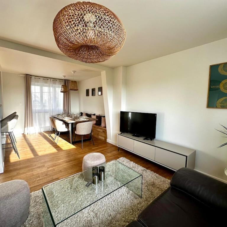 La Maison Des Degrés - 6 personnes et 1 lit bébé - Maison 3 Chambres - 8
