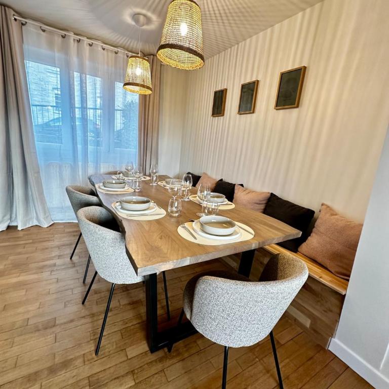 La Maison Des Degrés - 6 personnes et 1 lit bébé - Maison 3 Chambres - 12