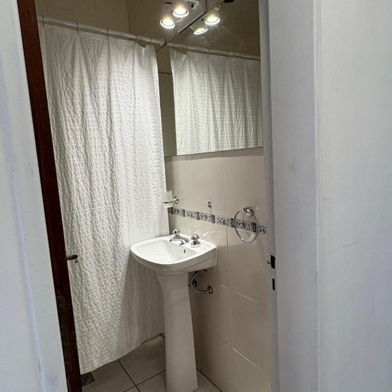 Departamento Peatonal de Carlos Paz con Terraza Exclusiva - Apartamento de 1 dormitorio - 6