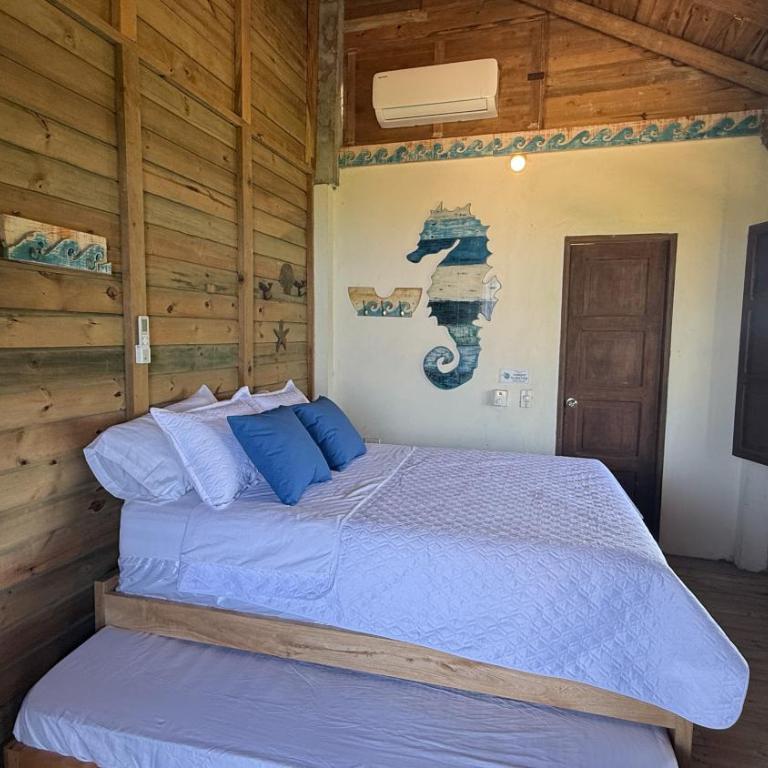 Cabaña Punta Helvetica - Two-Bedroom House - 9