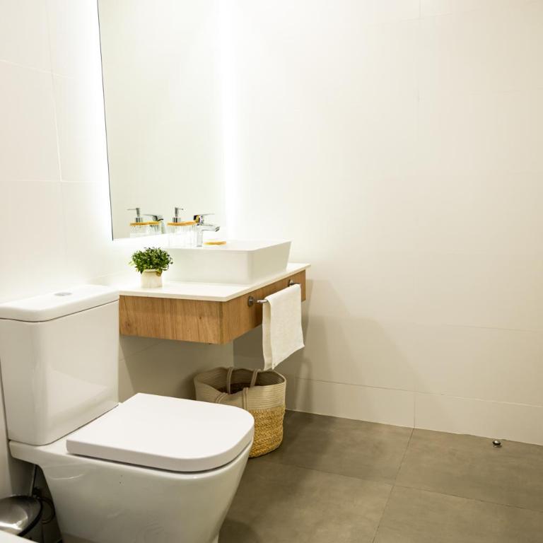 More Del Sol Residences - Apartamento de 1 Dormitorio con balcón y vistas a la ciudad - 21