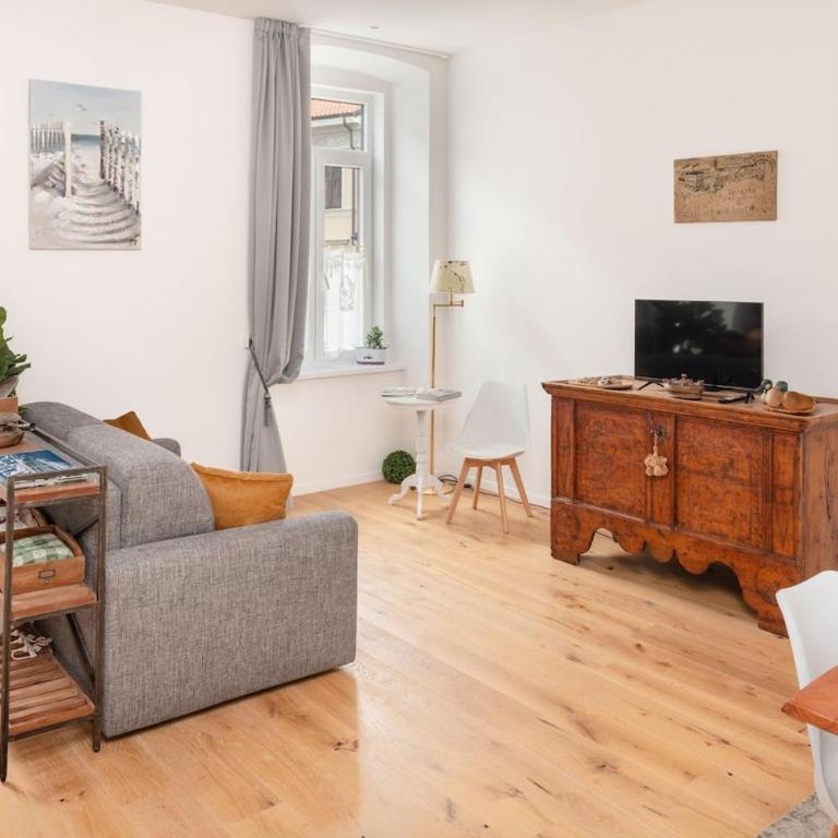 Apartment in the Center of Trieste - Appartamento con 1 Camera da Letto - 5