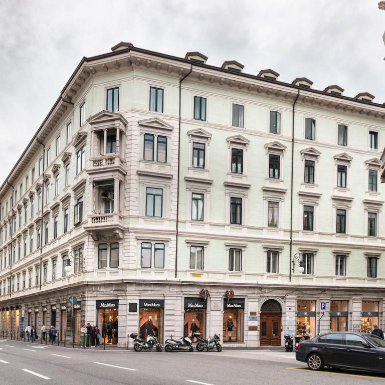 Apartment in the Center of Trieste - Appartamento con 1 Camera da Letto - 37