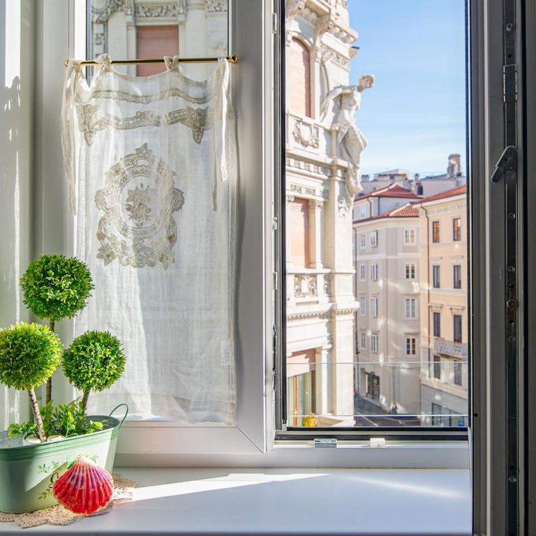 Apartment in the Center of Trieste - Appartamento con 1 Camera da Letto - 1