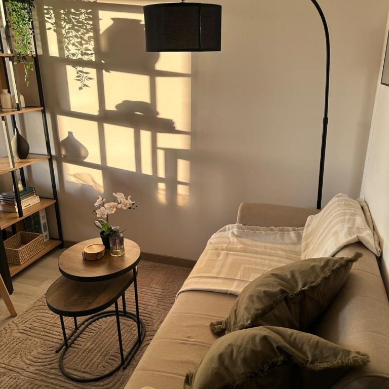 Warm Studio Ñuñoa - Metro Santiago L3 Equipped Connected - One-Bedroom Apartment - 7